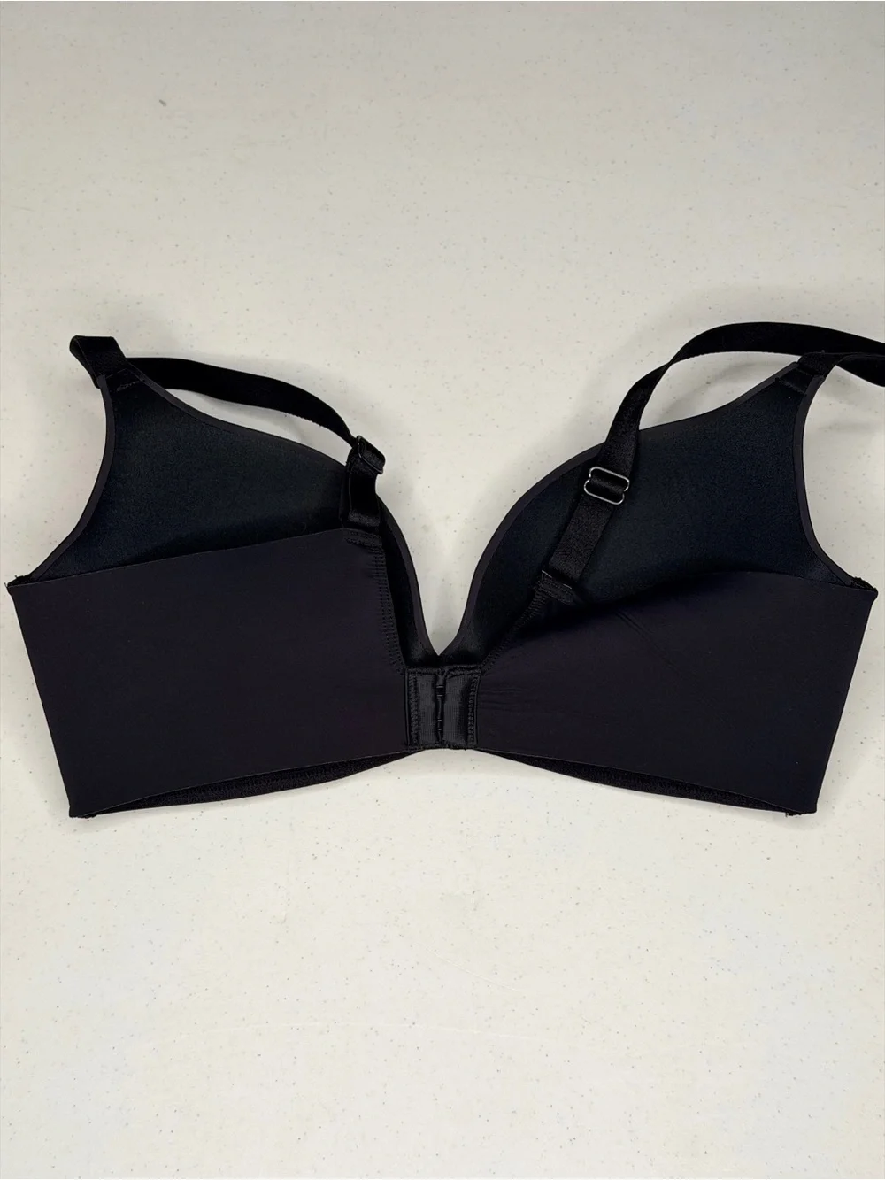 Maidenform Black Smooth Molded T-Shirt Bra